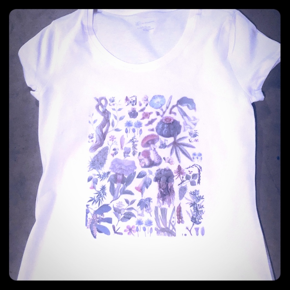 Hallucinogenic plant shirt